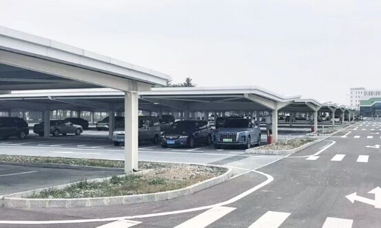 隆基森特BIPV：赋能乳企绿色转型，打造光伏车棚示范项目